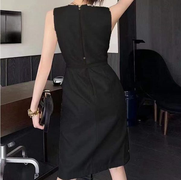 

women's dresses fashion office lady work dress mid length above ankle with full letters printed in black color sleeveless with side spl, Black;gray