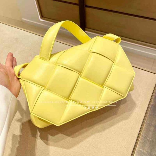 

shoulder bag women crossbody bottage venates backpack purse handbags seam leather ladies metal chain classic woven messenger bag luxurys des