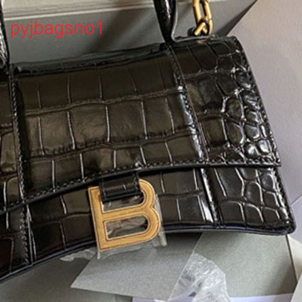

designer balencig shoulder bags online sale leather and cowhide b family high version women's 2022 new b-butto5am3