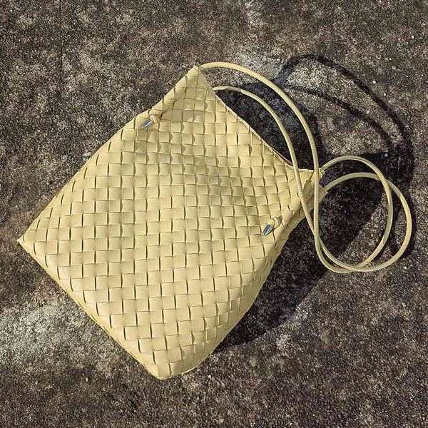 

bottegas designer handbags bottegas woven bucket bag leather high sense bag womens fashion large capacity child mother bag single shoulder g, Blue;pink