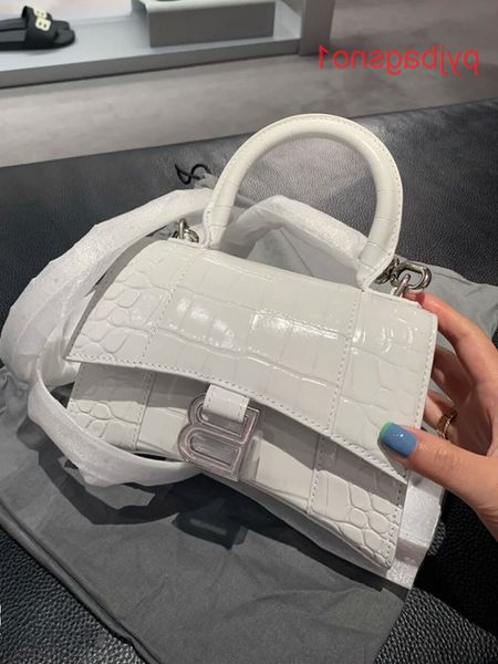 

designer balencig shoulder bags online sale women's summer 2022 new fashion niche design single mt9n9 ii1m