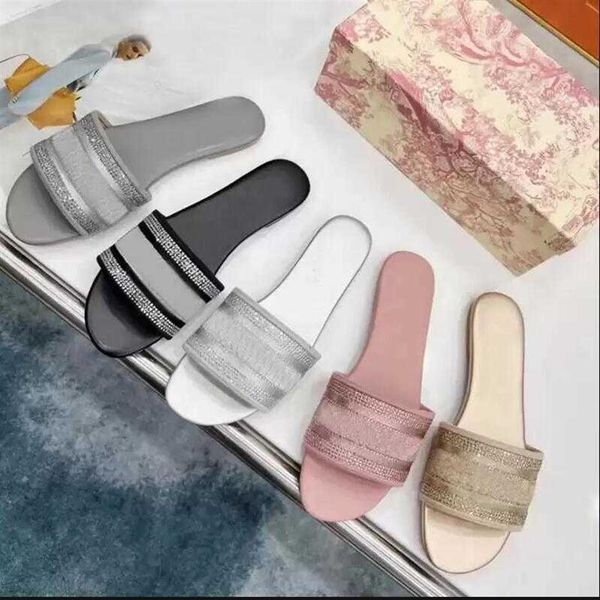

beach slippers classic flat summer lazy designer cartoon big head flops leather slides el bath letter embroider women shoes lady sandal196c, Black