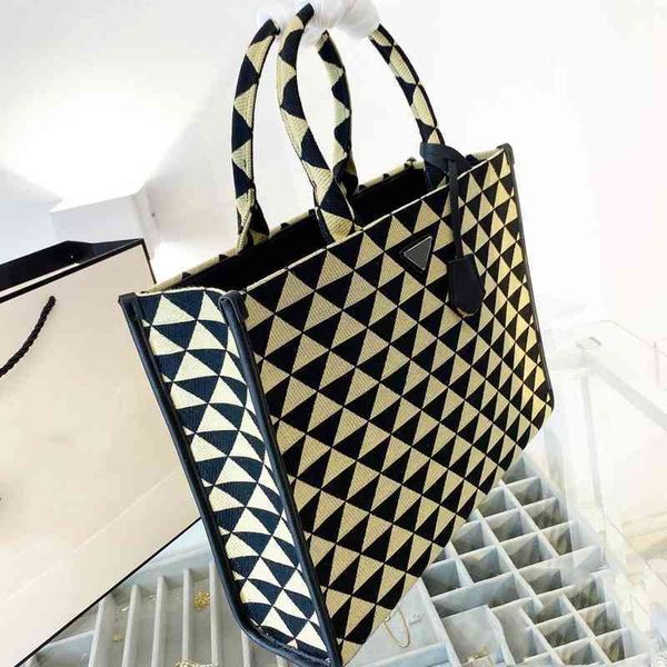 

prad bags lady tote bag leather handbag party shoulder bags high capacity luxury designer wallet coin purses women shopping totes vintage 33