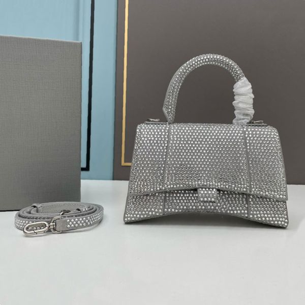 

7a women diamond handbag half moon bag crossbdoy bags zipper pocket sheepskin lining leather lining multiple colors removable shoulder strap