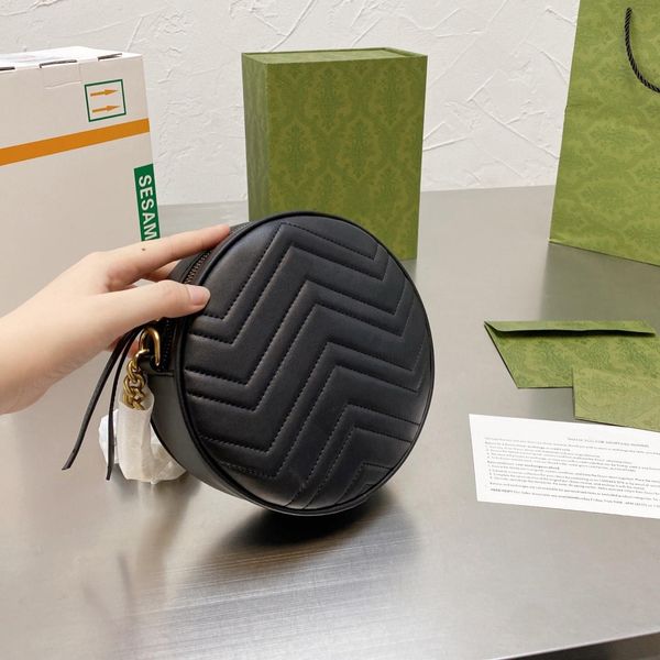 

cosmetic bags cases 2023 designer fashion luxury handbag shoulder bag women handbags chain circular bags