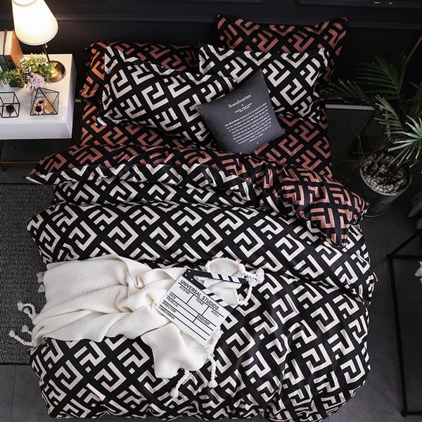 

three piece modern bedding sets printed king  size luxury quilt cover pillow case duvet cover brand bed comforters sets high 240g