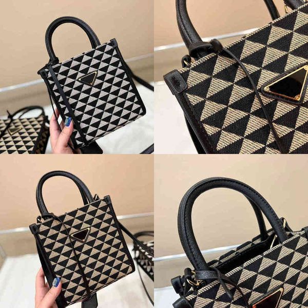 

evening bags wholesale purses ladies clutch handbags casual shopping women designer handbag tote clutches shoulder triangle fashion classic