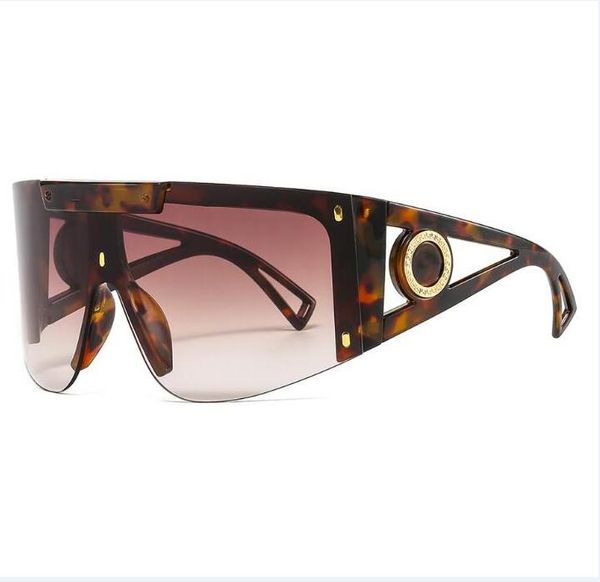 

luxury designer sunglasses men women eyeglasses outdoor windproof eyewear pc frame fashion classic lady sun glasses mirrors, White;black
