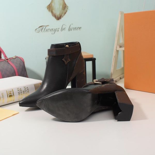 

womens designer boots luxurious comfort delicate rubber outsole leather martin ankle fashion anti-slip wave colorful 0920, Black