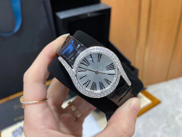 

designer ladies watch cowhide strap sapphire mirror glass 32mm quartz movement diamond bezel, Slivery;golden