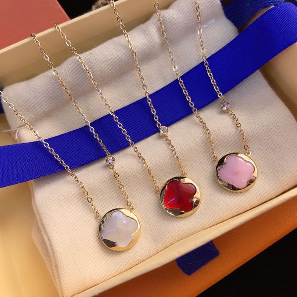 

2022 love necklace designer women pendants retro embellishment bronze charm chain pendant necklaces fashion brass jewelry, Silver