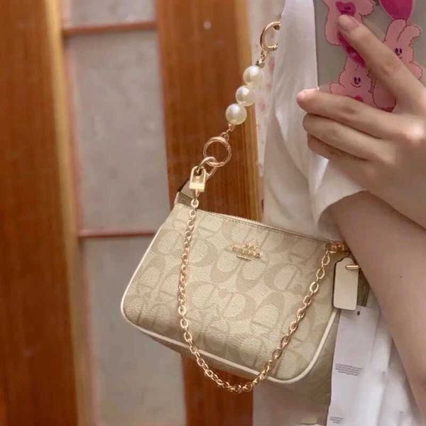 

women's waist bag 2022 new trend messenger fashion all-match bag leather shoulder portable underarm