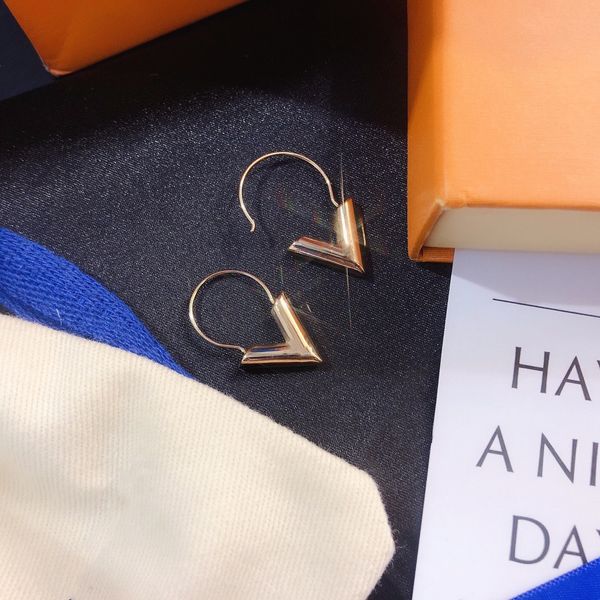 

classic designer stud earrings pearl f for women men earring luxurys designers heart gold hoop letter jewelry, Golden;silver