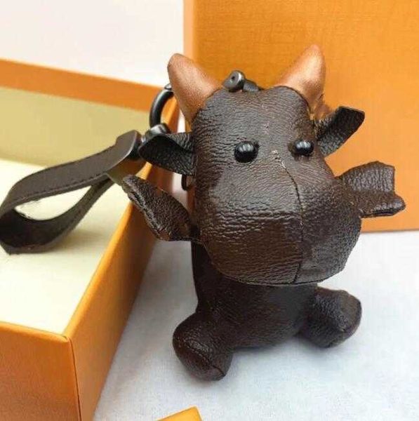 

designer luxury cartoon animal cow chain accessories ring pu leather letter pattern car keychain jewelry gifts no box, Silver
