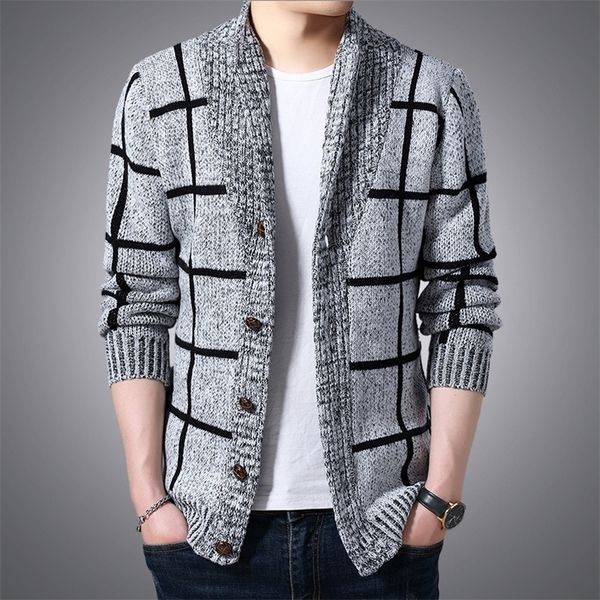 

mens sweaters men autumn knitted sweater coats knitting jumper slim fit pull homme man spring sweater men plaid cardigan 220923, White;black