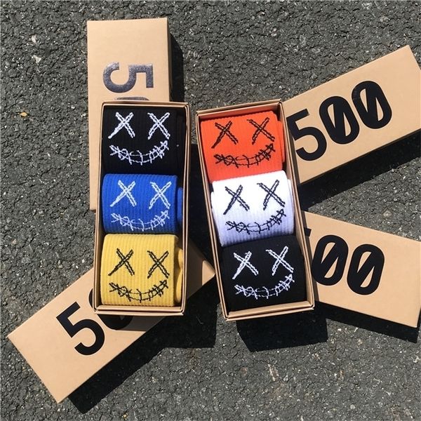

men's socks man clown fashion crew sports funny face embroidery trend hip hop cotton 3 pairsbox mens gifts basketball 220923, Black