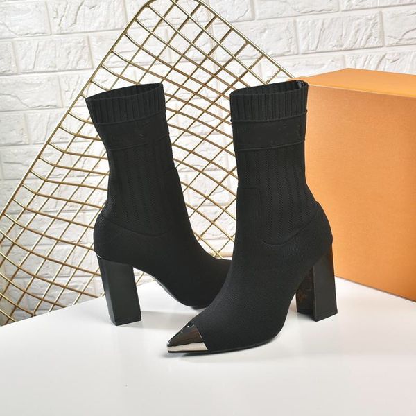 

2021 pant knee boots leather silver and gold finish asymmetrical metal padlock clad wedge almond shaped toe heel thigh-high 0920, Black