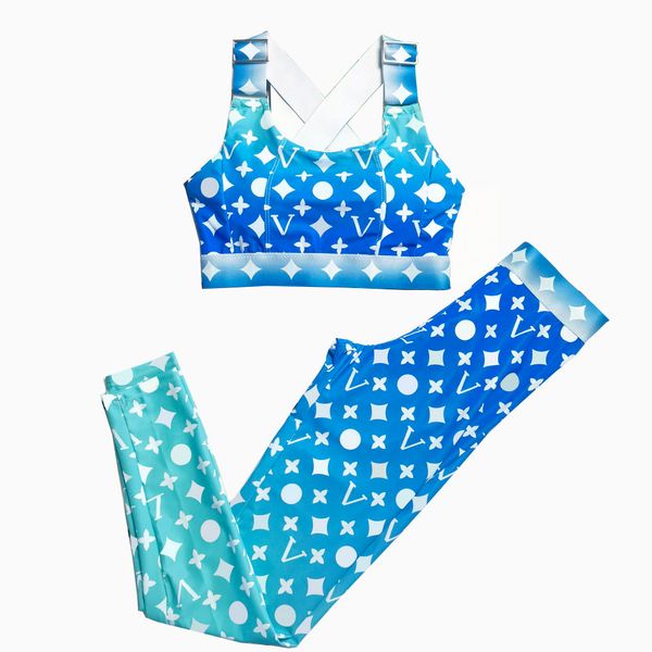 

womens elastic running outfit designer breathable yoga tracksuits solid color casual sportswear