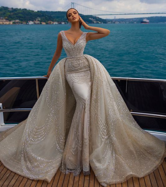 

luxury beading mermaid wedding dress with detachable train v neck bridal gowns sequined crystal robes de mariee, White