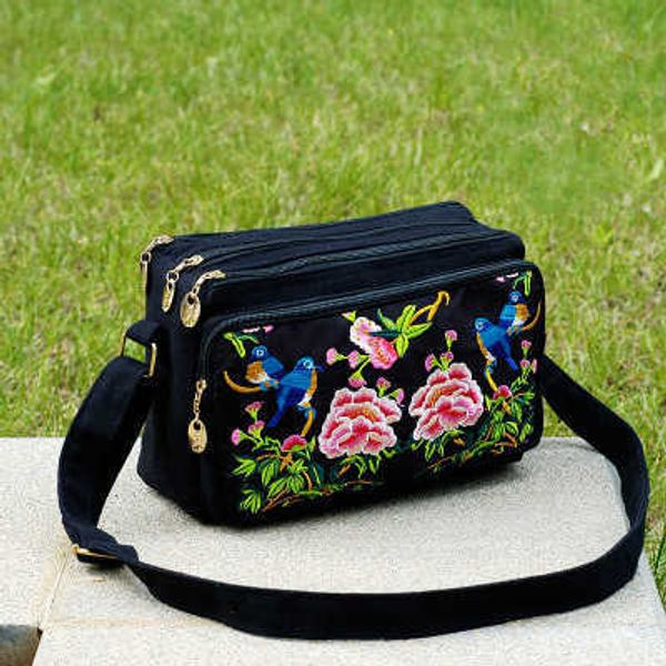 

evening bags fashion vintage embroidered small shopping handbag nice floral embroidery lady shoulder crossbody bags four zippers 220923