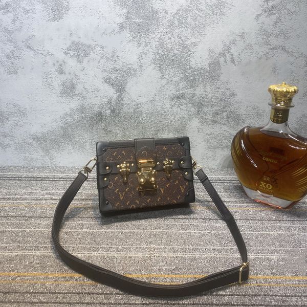 

lq handbags tote shoulder bags petite malle mini monograms hasp trunk box chain bag womens canvas leather crossbody tote luxurys designers w