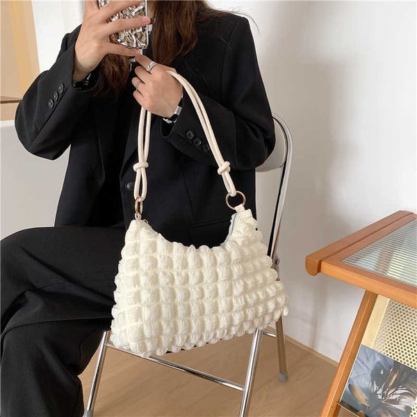 

evening bags large capacity women fashion cloud ring-lattice fold single shoulder armpit autumn winter simple tote solid 220923