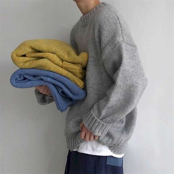 

men's sweaters hong kong style sweater male students korean loose round neck solid color autumn winter harajuku jerseys 220923, White;black