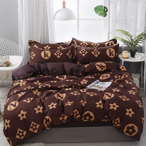 

Brown ral Printed 4-Piece Bedding Set, Polyester Cotton Duvet Cover with Comforter, Pillowcases, for Home Bedroom, Full/Queen/King Size, 2024 New Arrival, White