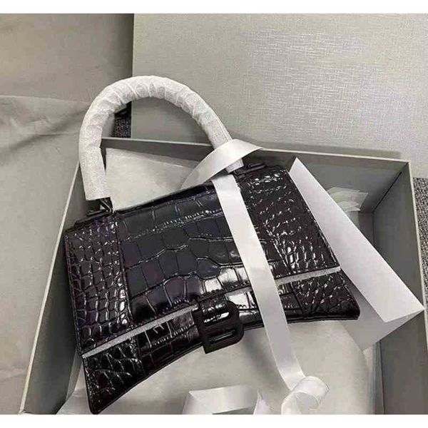 

designer balencaigass handbags fashion bags fashion bag 2022 family high version women's bag crocodile hourglass leather shoulder diago