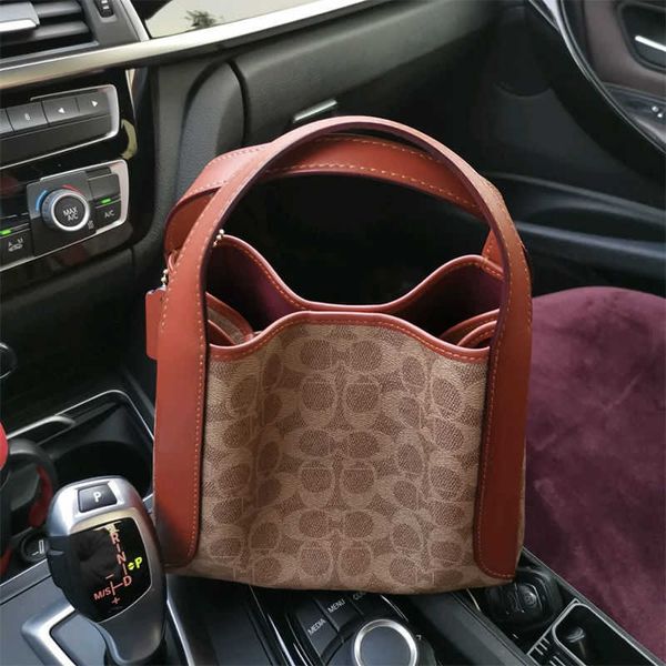

waist bags french classic 2022 new women's classic fashion premium leather versatile trend bucket bag simple vegetable basket