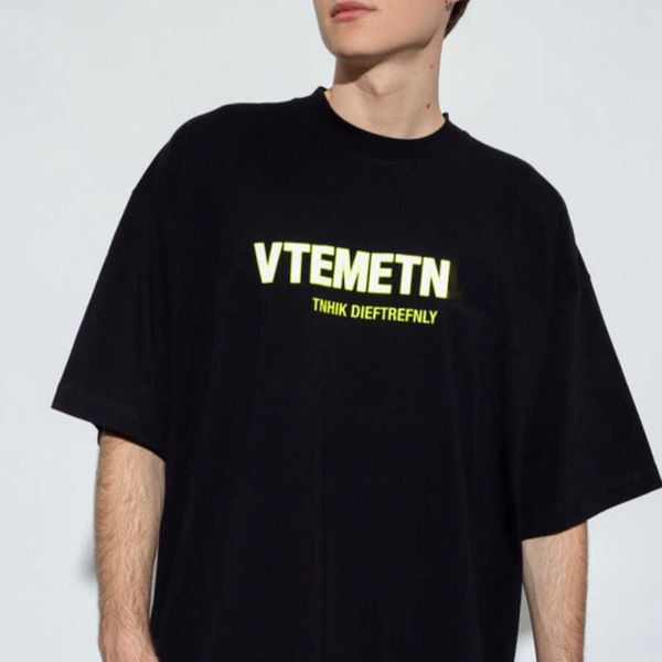 

summer mens t shirt cotton short-sleeved tshirt vetemen designer sweatshirt fluorescent printing man tshirt women loose casual round neck pu, White;black