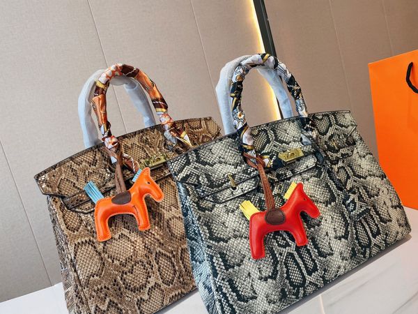 

luxury designer bag retro shoulder bags women crossbody designers bag classic printed snakeskin style large capacity leather handbag simple