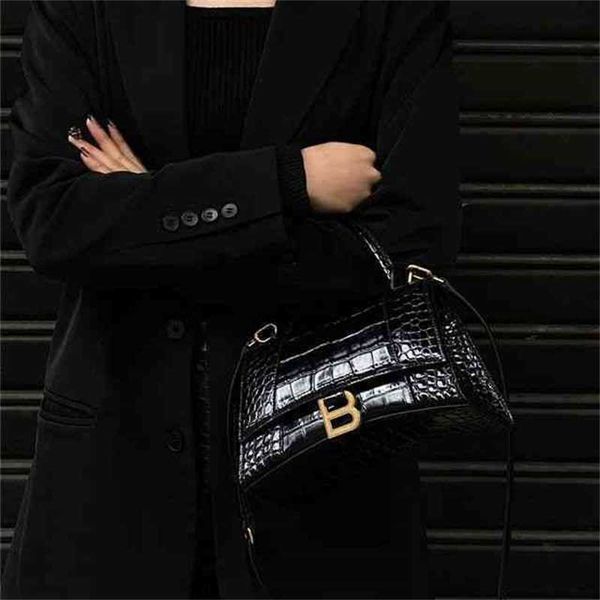

designer balencaigass handbags fashion bags chain tibet special star same bag women's 2022 versatile home crocod