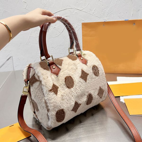 

designers luxury bags for womens louiseity 1 viutonity handbags lvs crossbody shoulder the tote bag multicolour capacity versatile 7a wallet