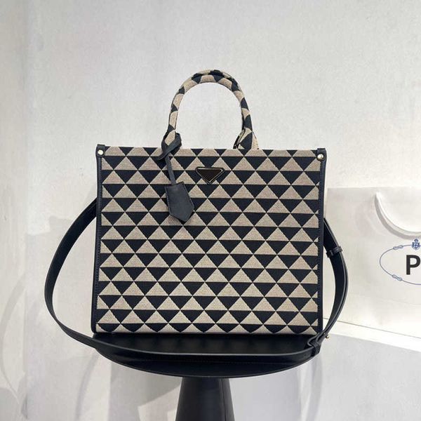 

designer luxury prade bags for womens pink strap crossbody handbags vintage pravda paris plaid totes bag purses shoulder pada mens multicolo