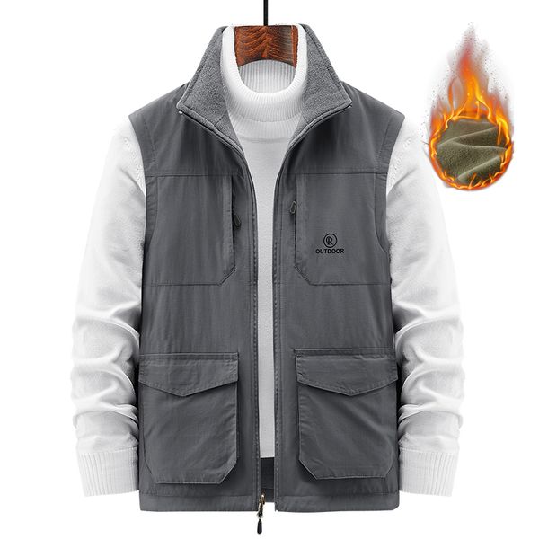 

men s vests winter men fleece warm vest many pockets autumn male casual thick multi pocket waistcoat p ographer sleeveless jacket 5xl 220926, Black;white