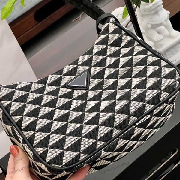 

shoulder bag convenient designer leather wallet quality crossbody for women classic famous brand shopping purses 220302