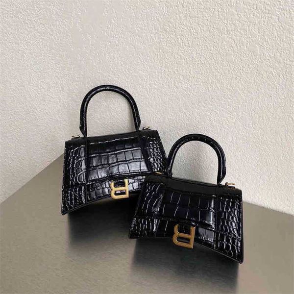 

classic handbags designer hourglass balenclagabag bag b family letter buckle leather handbag fashion cross carry one shoulder make-up women&