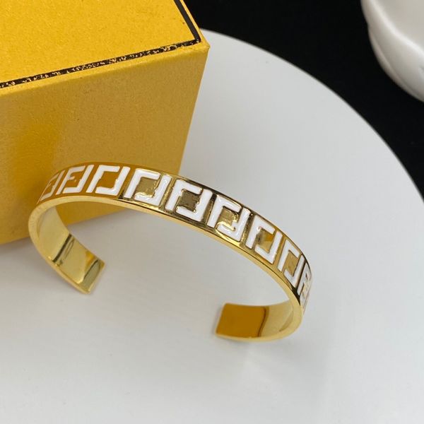 

2022 european and american letters adjustable bracelets retro brass material with all kinds of accessories for women, Golden;silver