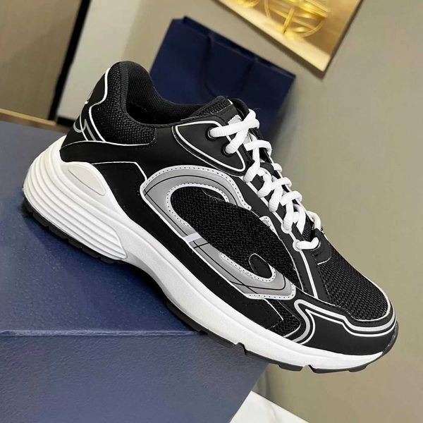 

designer sneakers casual shoes runner trainers outdoor shoe vintage chunky calfskin mesh grey technical oblique men women with box