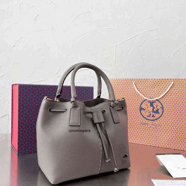 

tory tote bag tb handbag luxury capacity torrys shoulder packs burchs messenger bags crossbody tbs ladies shopping handbags zhouzhoubao123 9