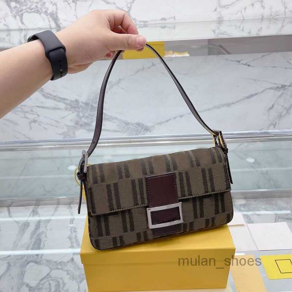 

2022 evening bags armpit tote baguette bag old flower shoulder bags handbags fashion flap square canvas clutch wallets handle metal hardware
