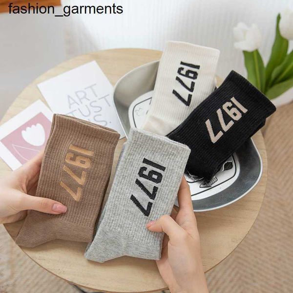 

dsigner men's socks letter socks long tube cotton socks couples fashion essential, Black