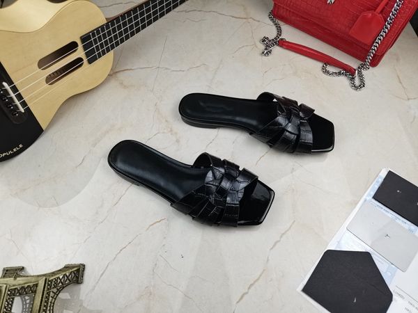 

designer jelly women's mid heel sandal slippers, made of transparent materials, fashionable, and lovely, sunny 0719, Black