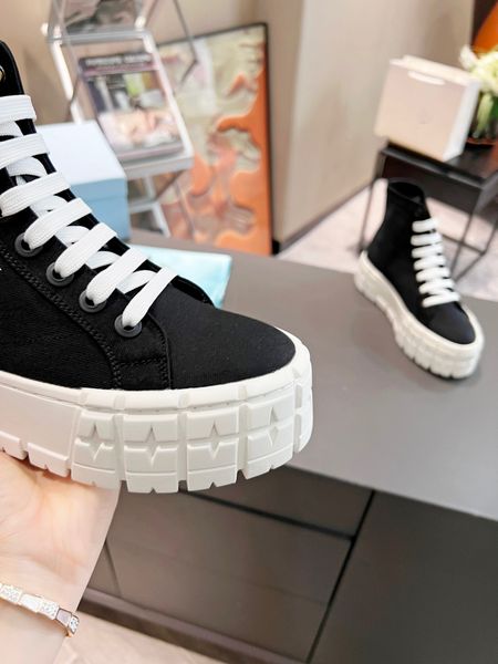 

designer sneakers striped casual shoes men women vintage sneaker platform trainer season shades flats trainers brand classic outdoor shoe 09, Black