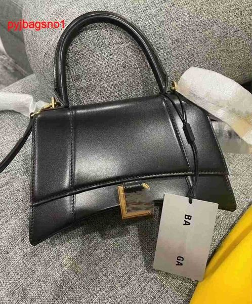 

designer 2022ss balencig shoulder bags price hourglass bag online shop women's bag 2022 spring and summer styl u994