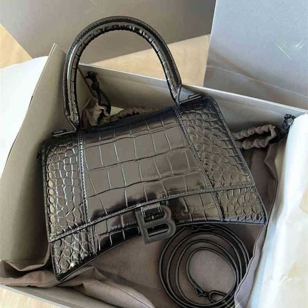

handbags crossbody balencaigass designer bags star bag crocodile leather 2022 fashion hourglass versatile family diagonal