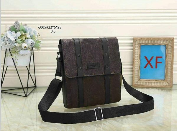 

fashion men shoulder bags famous casual designer messenger female cross body chain handbag satchel purse cosmetic bag 6005#22cm