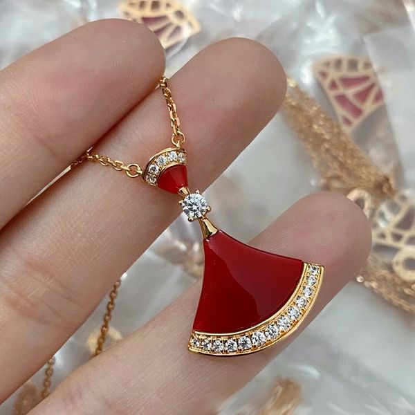

skirt pendant necklace female fashion collarbone chain fan-shaped white fritillary jewelry, Silver