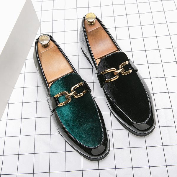 

fashionable leather shoes classic fashion designers latest style green comfortable antiskid soft sole light breathable patent leather shiny, Red;white